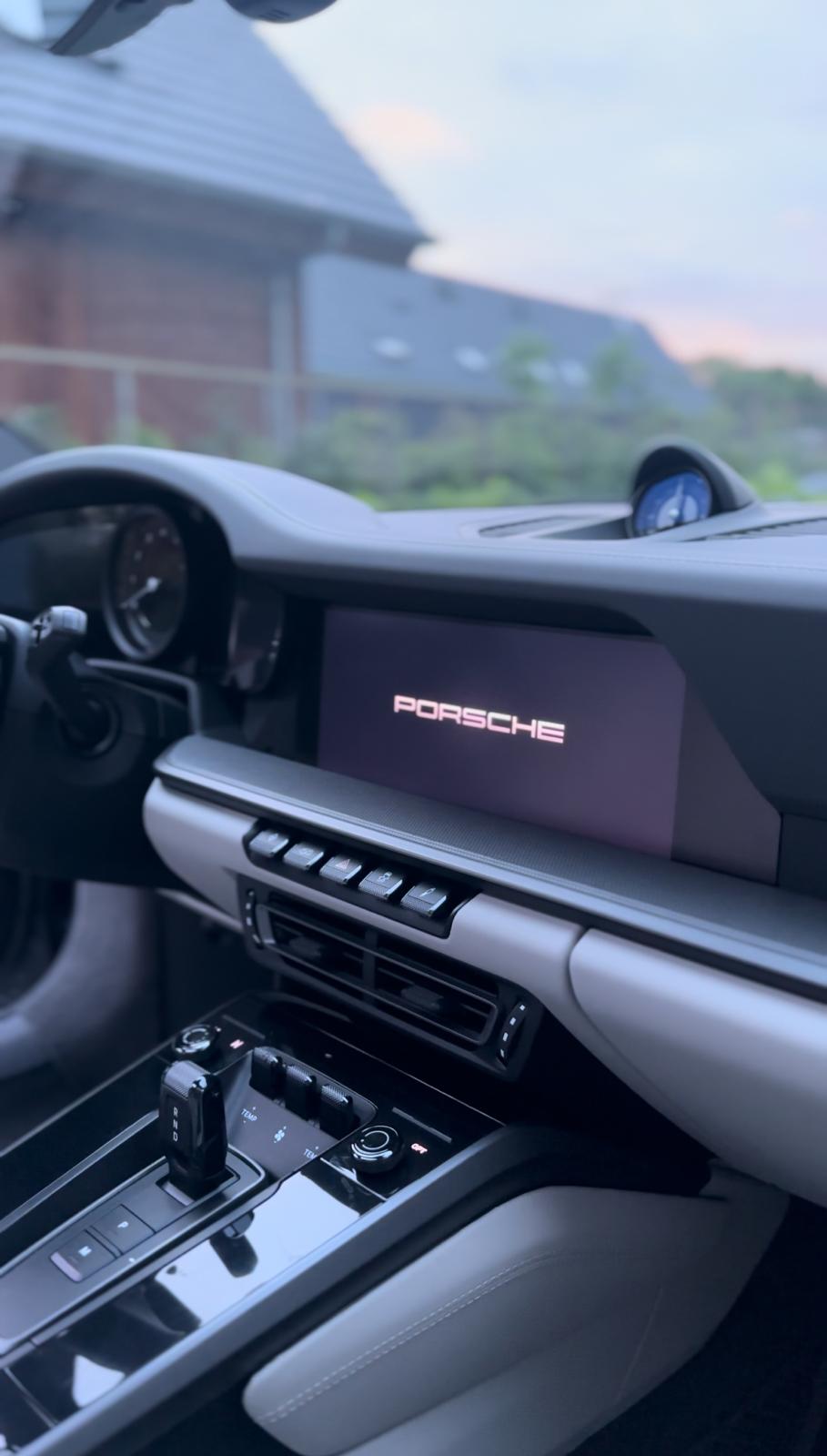 Porsche 911